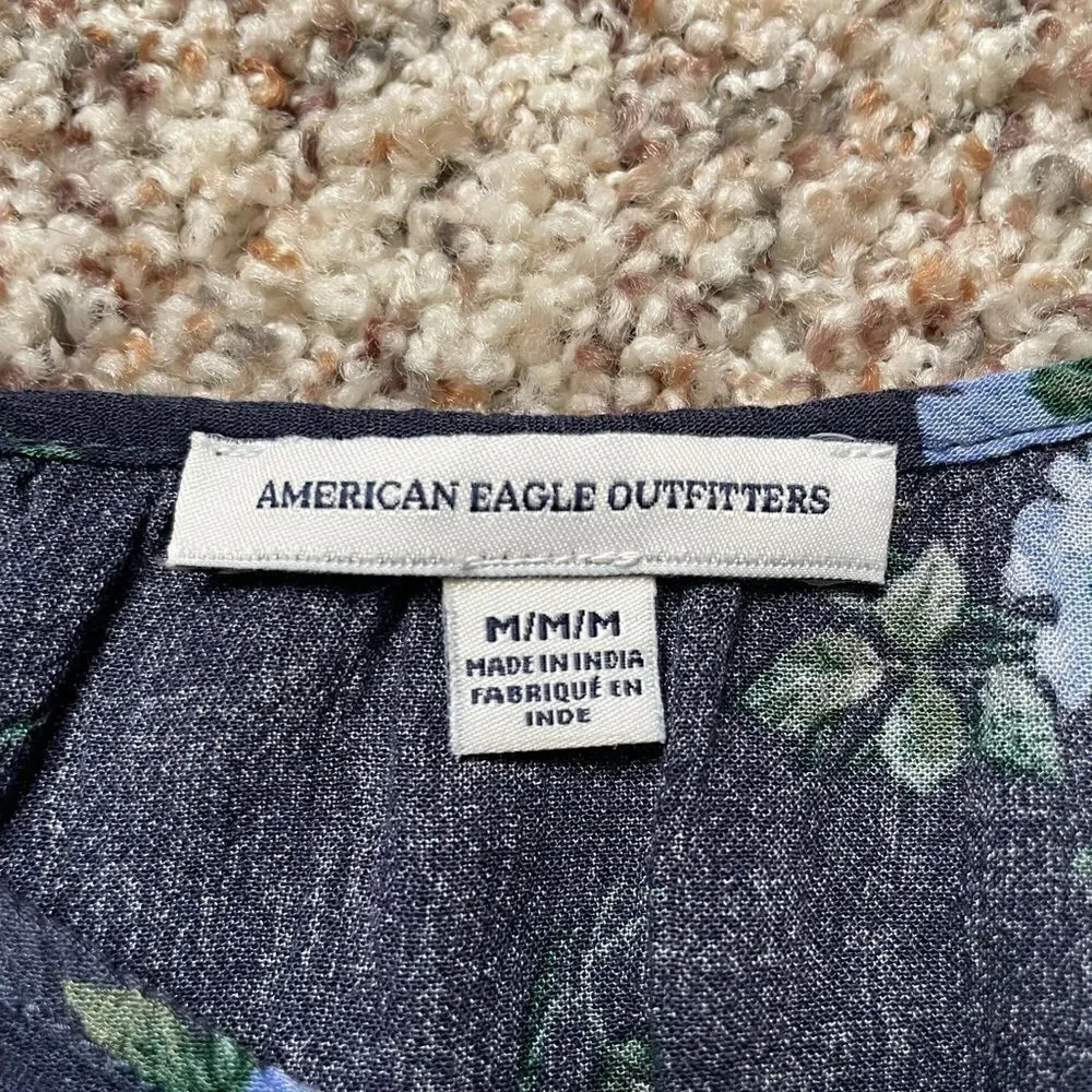 American Eagle Boho Chic Blue Floral Off the Shoulder Flowy Top Cold Shoulder - Picture 7 of 9